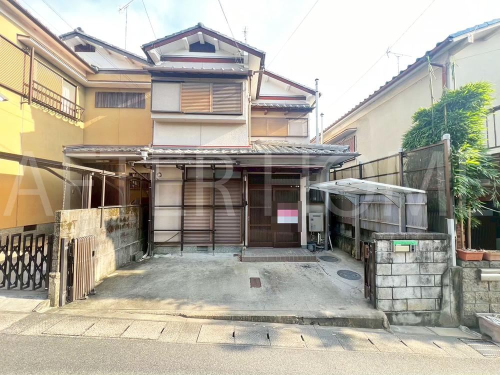 5DK House in Quiet Hirohano Town - Photo 1