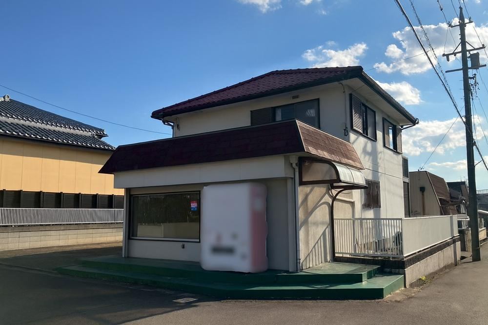 5DK Corner Lot House in Yokkaichi - Photo 1