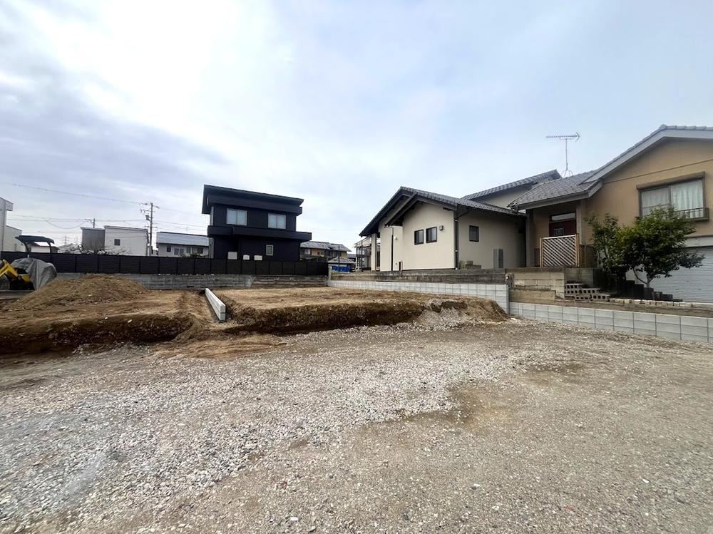 199 m² land in Kakamigahara, Gifu - Photo 1