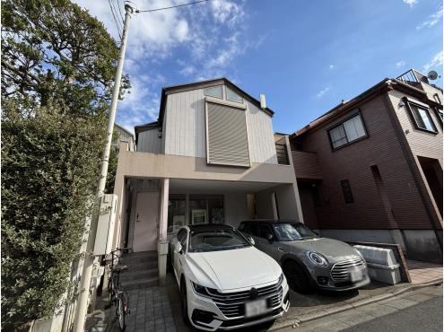 Versatile 5LDK House with Studio in Shimomeguro - Photo 1