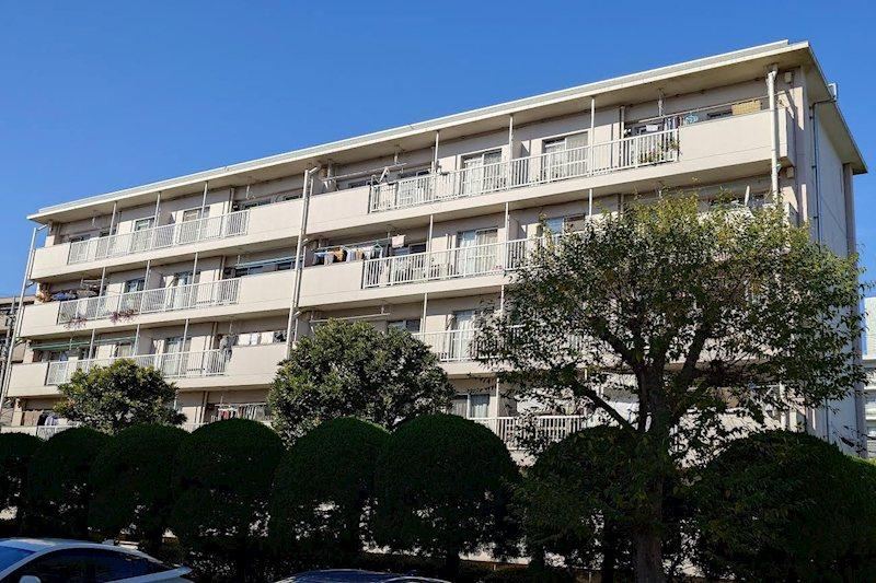 2LDK apartment in Sakura Ward, Saitama - Photo 1