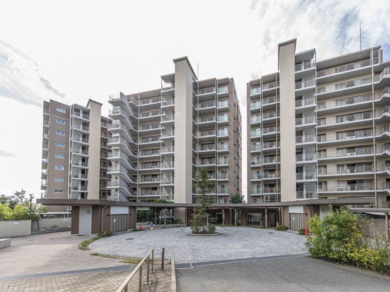 3LDK apartment in Mino, Osaka - Photo 1
