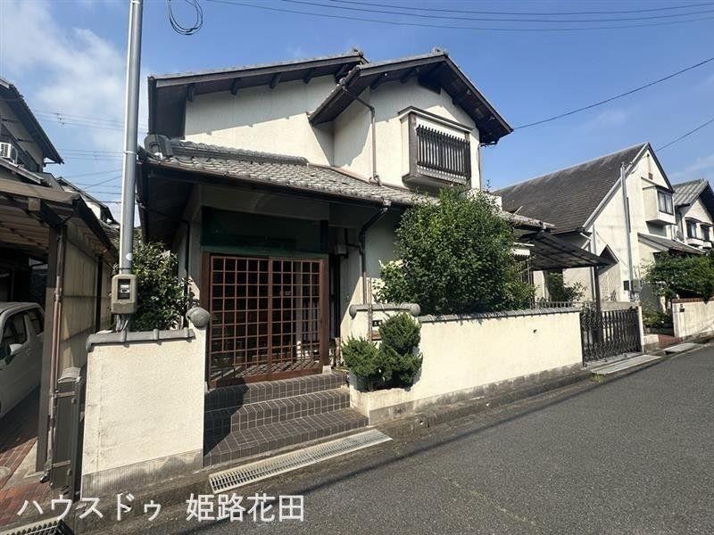 Renovation Potential 6DK Home in Jomidai, Himeji - Photo 1
