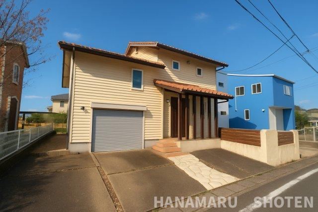 Charming 2LDK with Built-In Garage in Ichihara - Photo 1