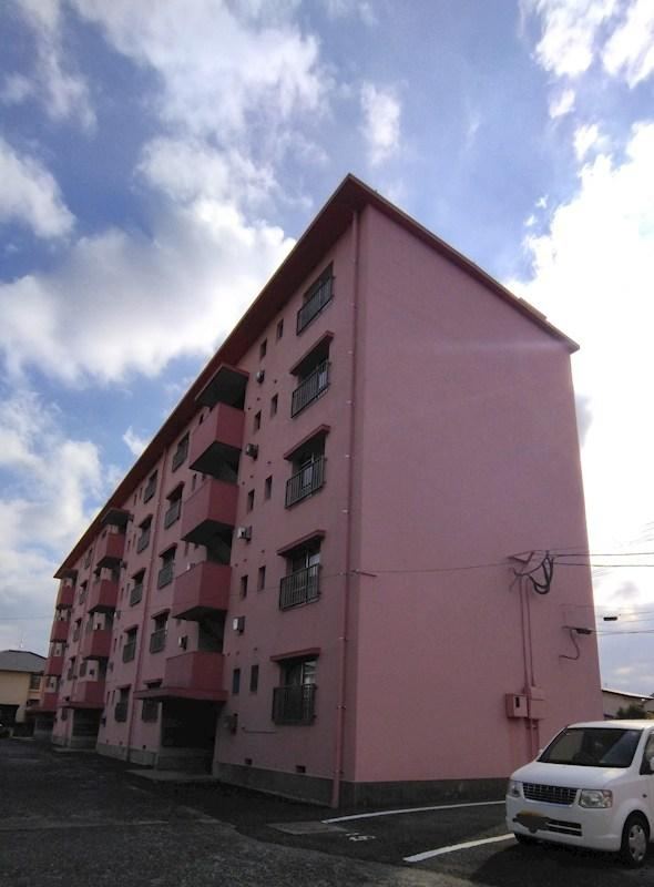 2LDK apartment in Munakata, Fukuoka - Photo 1