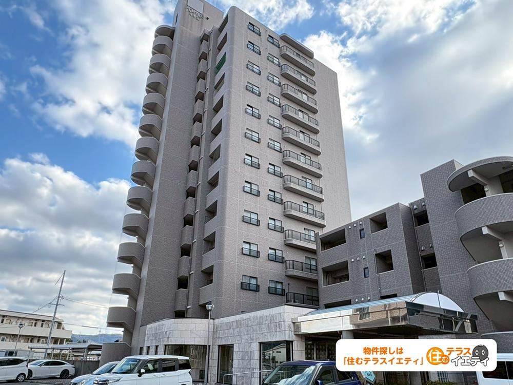 4LDK apartment in Yamaguchi, Yamaguchi - Photo 1
