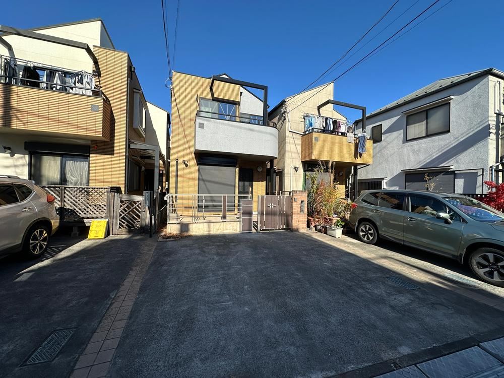 Renovated 4LDK House in Minami-Ogikubo - Photo 1