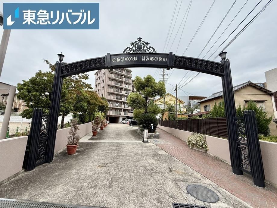 2LDK apartment in Tempaku Ward, Nagoya, Aichi - Photo 1