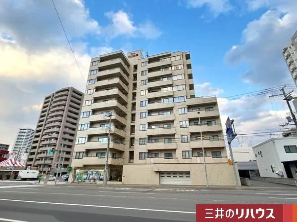 2LDK apartment in Chuo Ward, Sapporo, Hokkaido - Photo 1