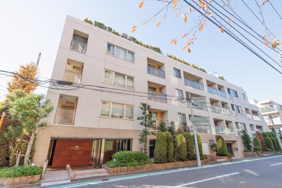 Pet-Friendly Maisonette Apartment in Setagaya - Photo 1