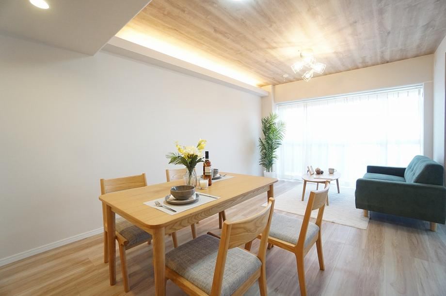 Recently Renovated 3LDK Apartment in Shirohata - Photo 1