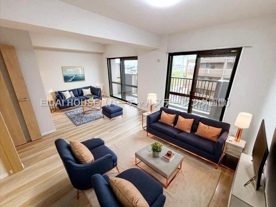 Spacious 2LDK Apartment with Family-Friendly Features in Taihaku, Sendai - Photo 1