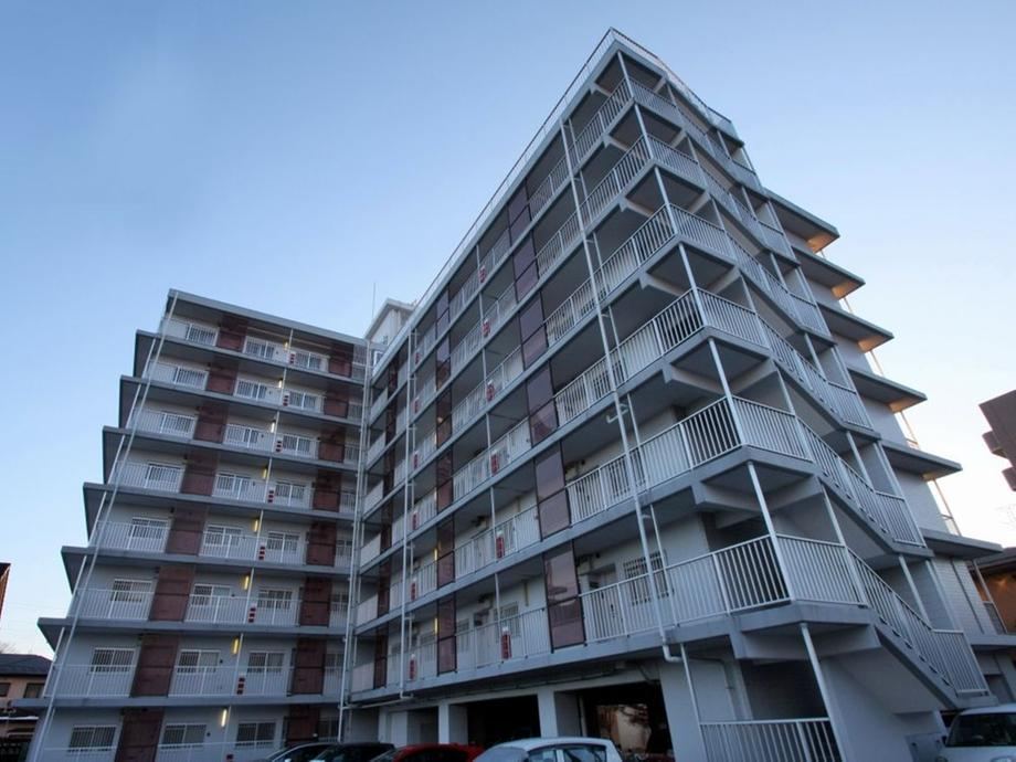 Modern 3LDK Apartment in Taihaku - Photo 1