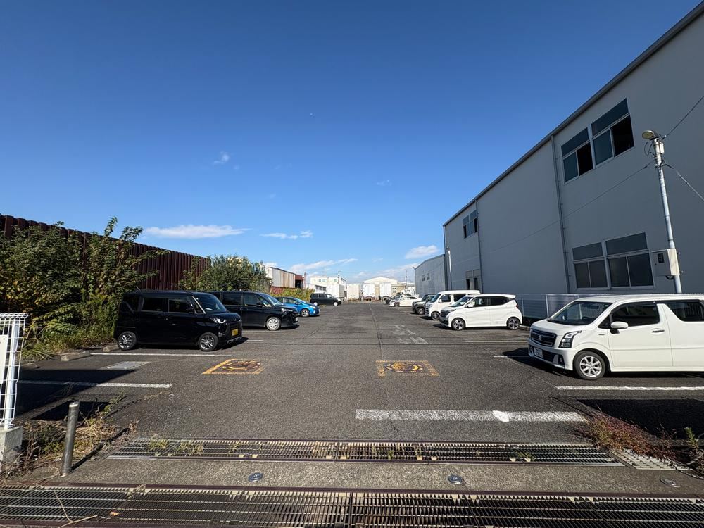 Versatile Land in Ebina City - Photo 1