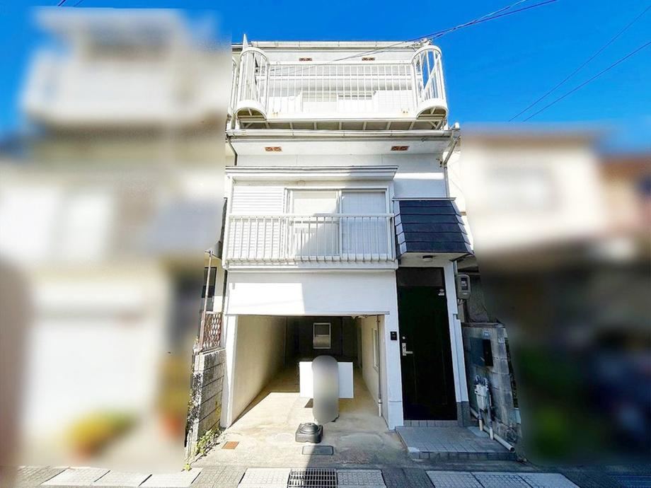 Renovated 3DK House in Tenjin 5 - Photo 1