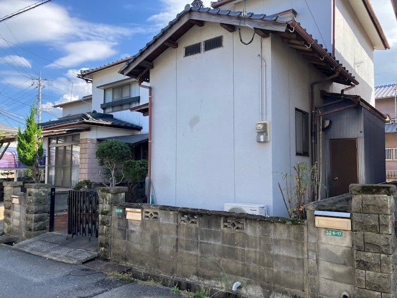 Well-Located 3DK House in Honjo - Photo 1