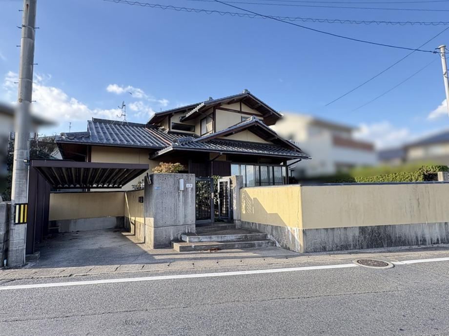 6LDK Home with Cleaning Completed - Photo 1
