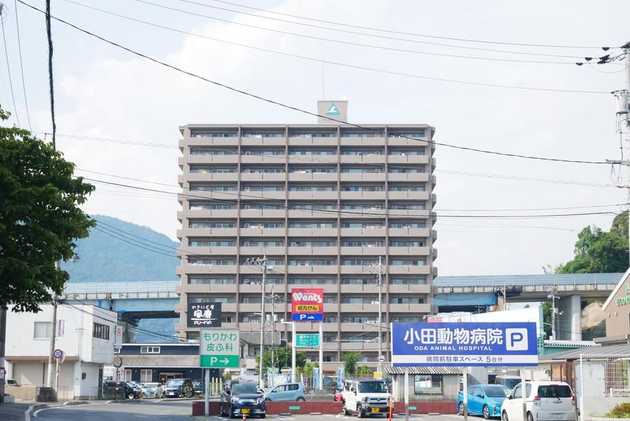 3LDK apartment in Asakita Ward, Hiroshima - Photo 1
