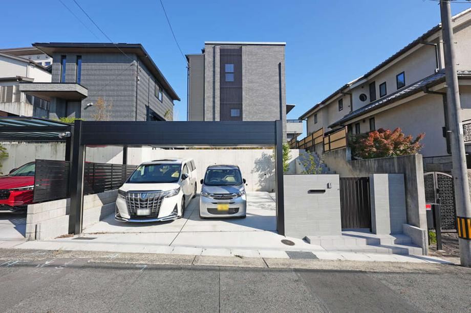 Newly Built House by Sumitomo Real Estate - Photo 1