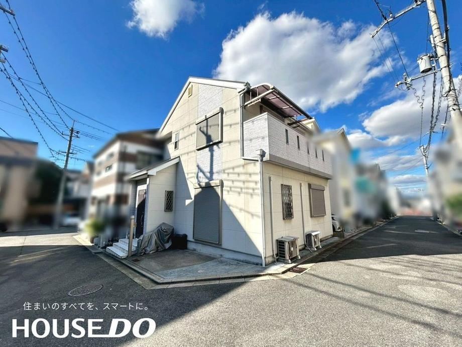 Cozy 3SLDK House with Parking in Takatsuki - Photo 1