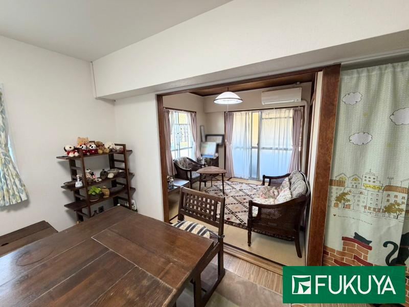3DK apartment in Toyonaka, Osaka - Photo 1