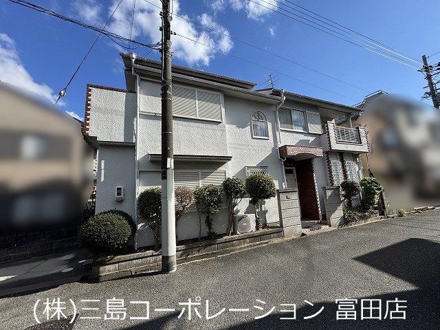 Charming 4LDK Home Near Settsu-Tonda Station - Photo 1