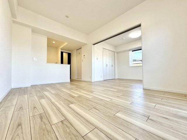 Recently Renovated 3LDK Apartment in Taihaku, Sendai - Photo 1