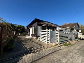 Spacious One-Room House in Kayada