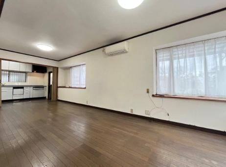 Quiet 4LDK Home Ready for Immediate Move-in - Photo 1