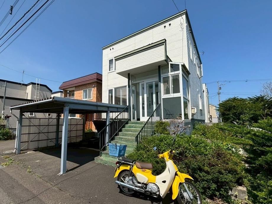 Sunny 5LDK House with Convenient Access to Inazumikōen Station - Photo 1