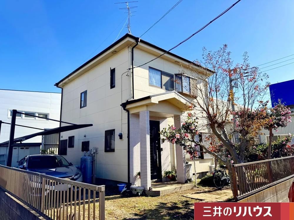Spacious 3LDK House in Matoba, Kawagoe - Photo 1