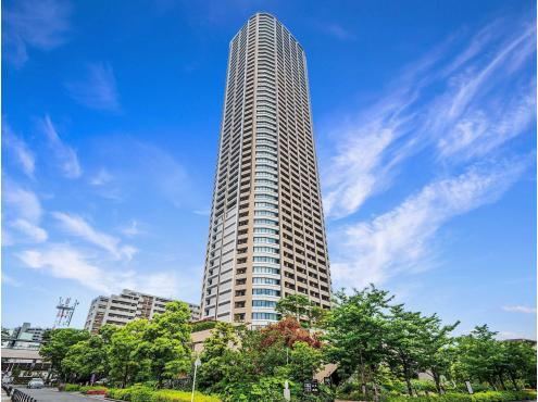 Bright 3LDK Apartment with Great Views in Nakahara, Kawasaki - Photo 1