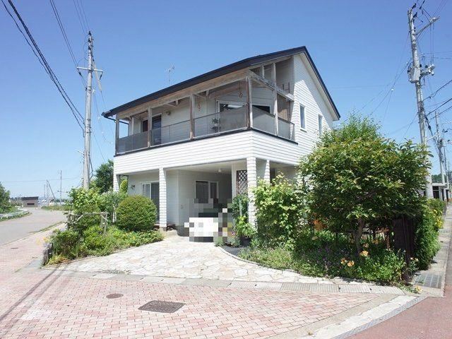 2LDK House with Inner Garage and Spacious Balcony - Photo 1