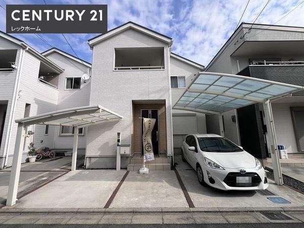 Open House 4LDK in Daito City - Photo 1