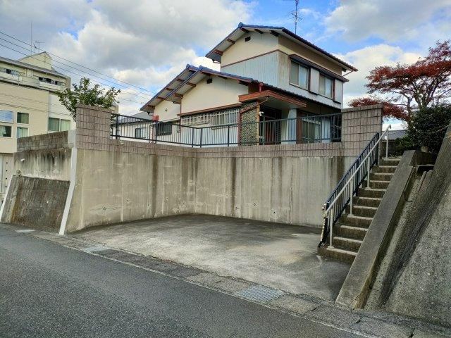 Spacious 5DK House in Daigakumachi - Photo 1
