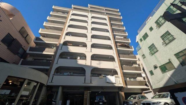 Spacious 3LDK Apartment Near Gakugei-Daigaku Station - Photo 1