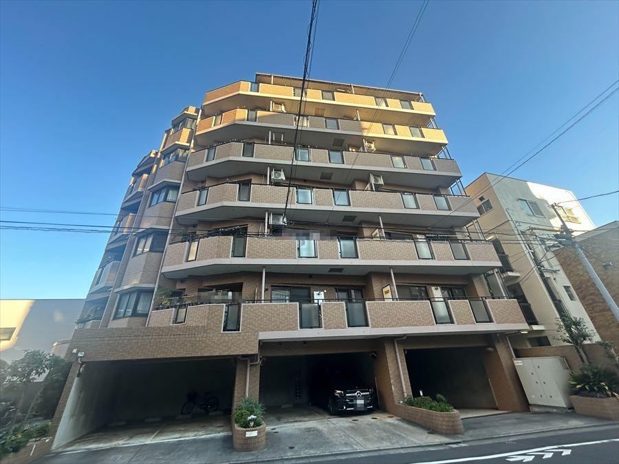 Stylish 3LDK Apartment Near Nishi-Ojima Station - Photo 1