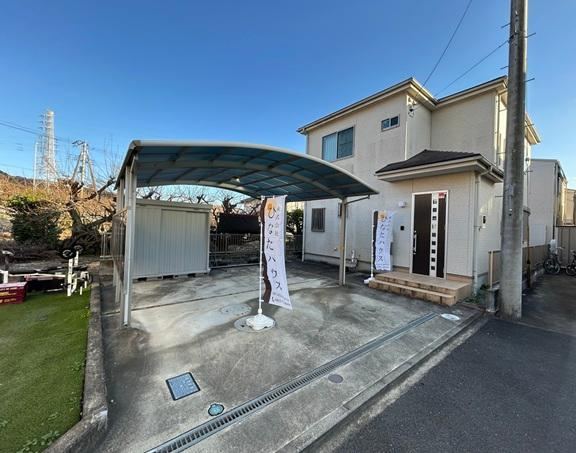 Well-Maintained 4LDK in Family-Friendly Area - Photo 1