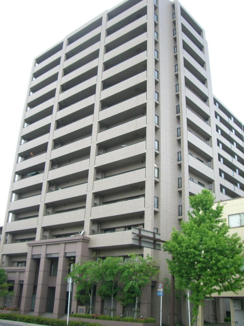 4LDK apartment in Kagoshima, Kagoshima - Photo 1