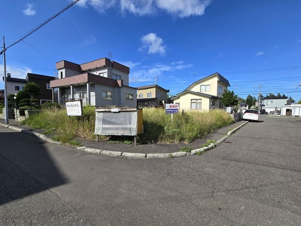Corner Lot with No Building Conditions - Photo 1