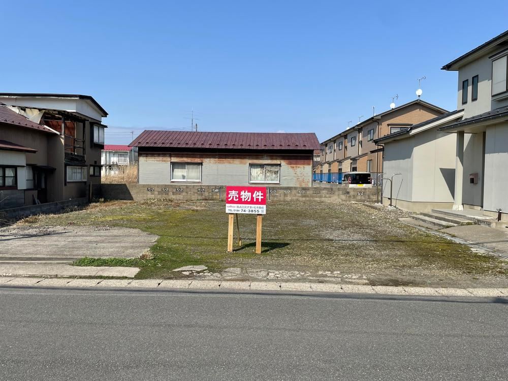 Spacious Land Near Ugo-Honjo Station - Photo 1