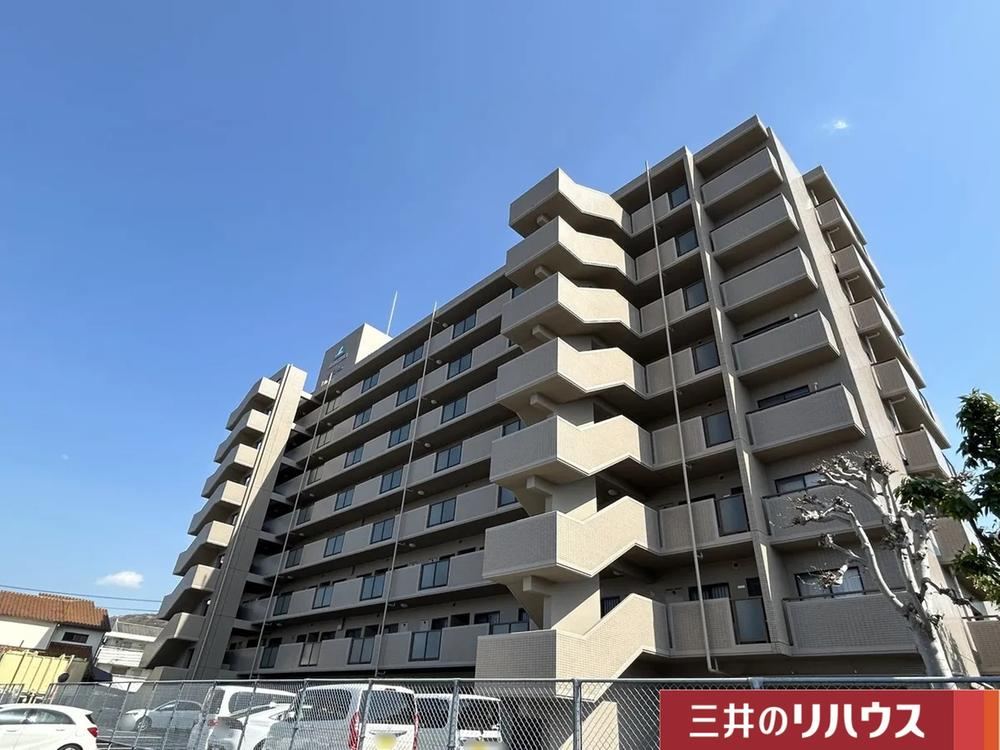 3LDK apartment in Kita Ward, Okayama - Photo 1