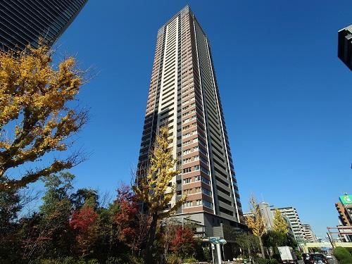 3LDK apartment in Kita Ward, Osaka - Photo 1