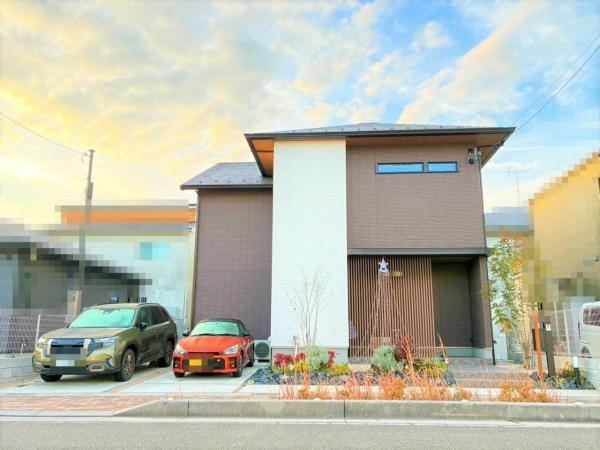 New 4LDK Home with High Ceilings in Hieiyama - Photo 1