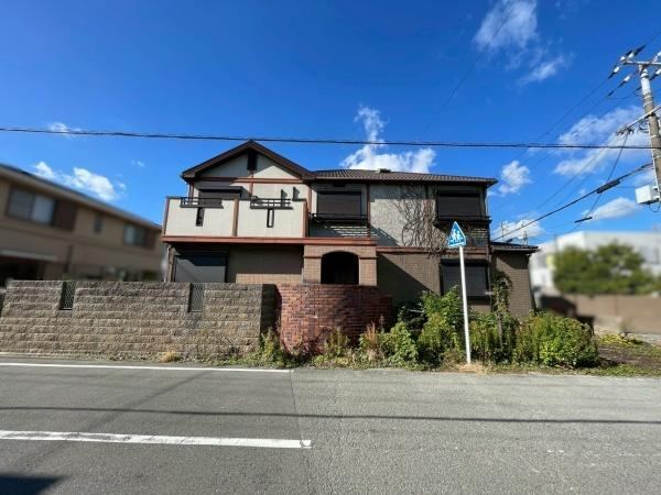 Versatile 5LDK+S Detached House in Higashitakamatsu, Wakayama - Photo 1