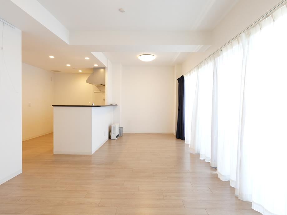 2LDK apartment in Nishi Ward, Hiroshima - Photo 1