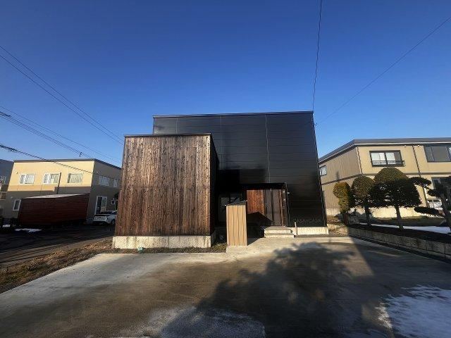 4LDK house in Higashi Ward, Sapporo, Hokkaido - Photo 1