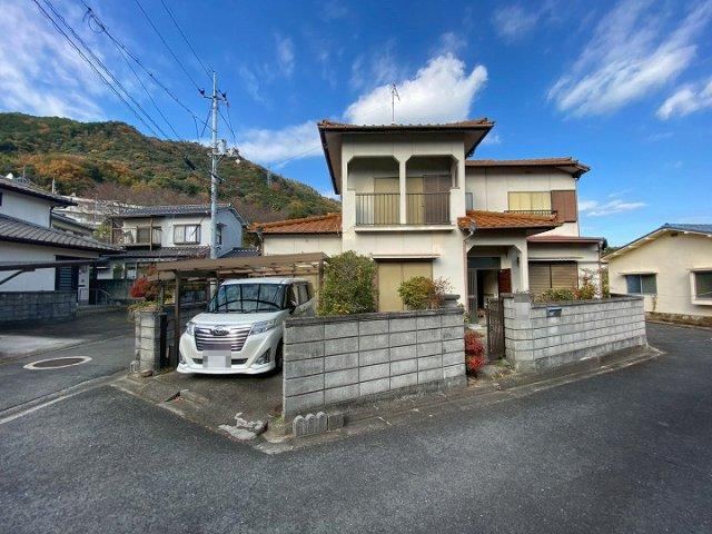 4LDK Renovation Opportunity in Yabumi - Photo 1