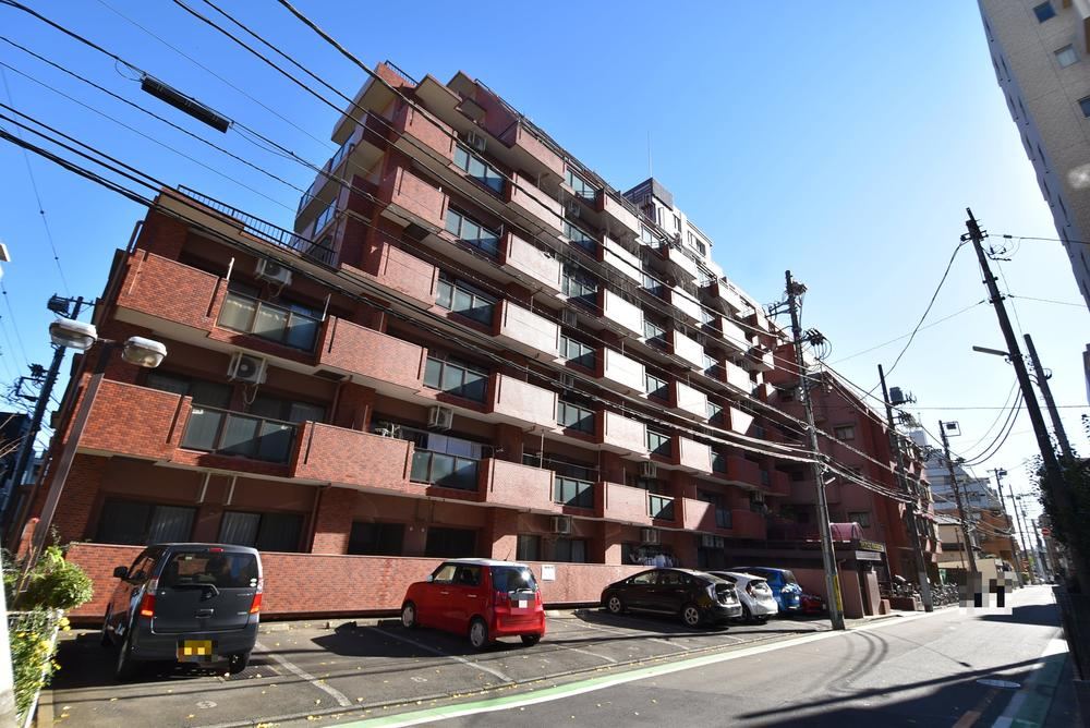 Immediate Move-in 3DK Apartment Near Hon-Kawagoe Station - Photo 1