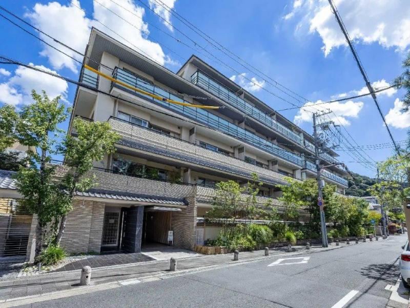 2LDK apartment in Sakyo Ward, Kyoto - Photo 1